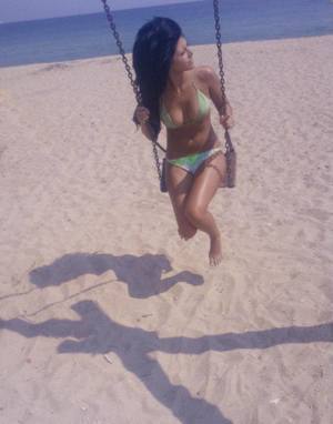 Flor, 30 from Illinois | Local No-Strings Connection