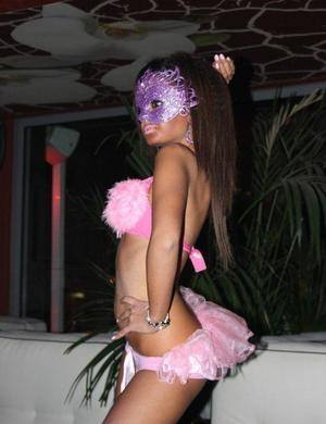 Chat with Lara (24) | Arizona Hookups Available Now