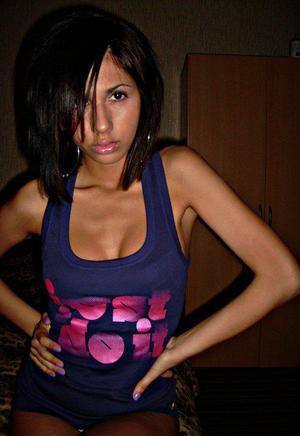 Meet Yvette (28) from Wisconsin | Same-Night Dating