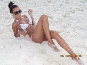 Chat with Viviana (28) | Washington Hookups Available Now