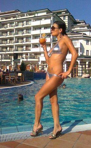 Photo of Lena (25) from Florida dating profile