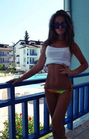 Janelle (20) in Arizona | Hookup Tonight