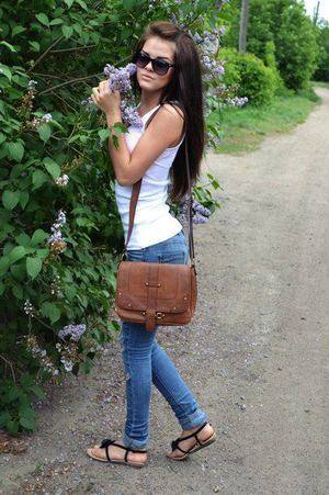 Meet Allison (19) from Nevada | Same-Night Dating