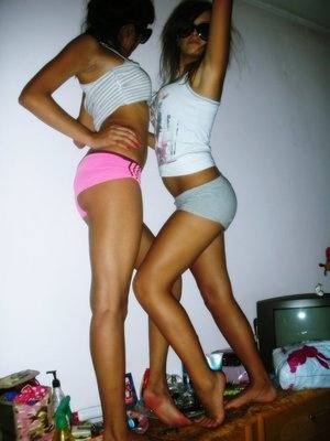 Meet Dania (26) from California | Same-Night Dating