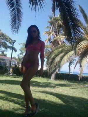 Melinda (22) in Ontario | Hookup Tonight