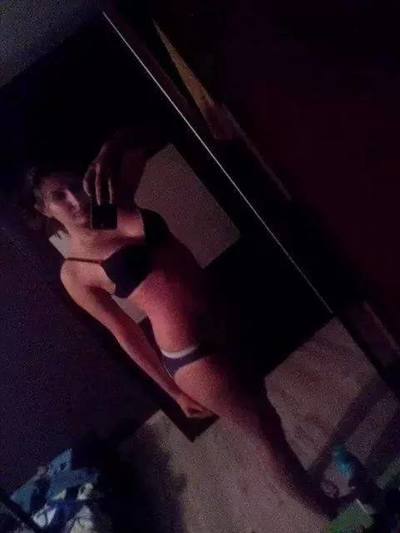 Isabelle (18), Columbia, SC adult dating profile image