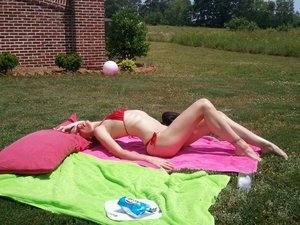 Meet Adele (25) from Ohio | Same-Night Dating