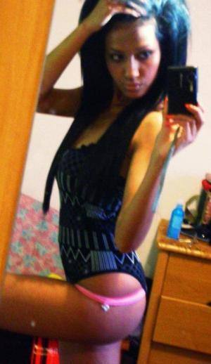 Meet Julianna (19) from Puerto Rico | Same-Night Dating