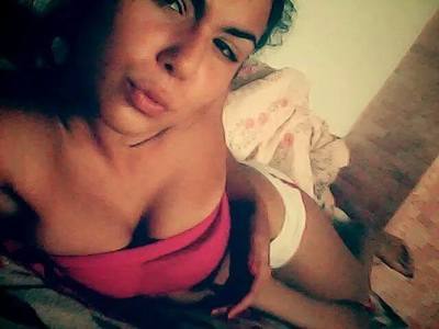 Chat with Yasmin (22) | Maryland Hookups Available Now