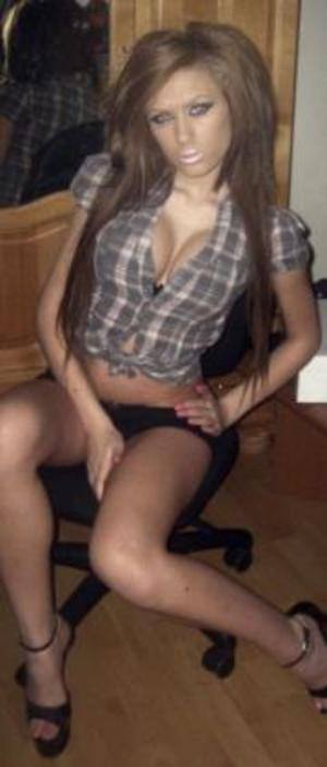 Rosalinda (20) in Florida | Hookup Tonight