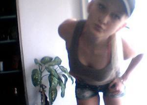 Elisabeth, 22, Georgia | Tonight Casual Encounters