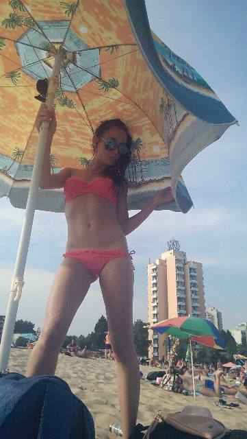 Profile image of Victoria, 29, from Indio, CA