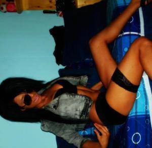 Chat with Felisha (23) | Arizona Hookups Available Now