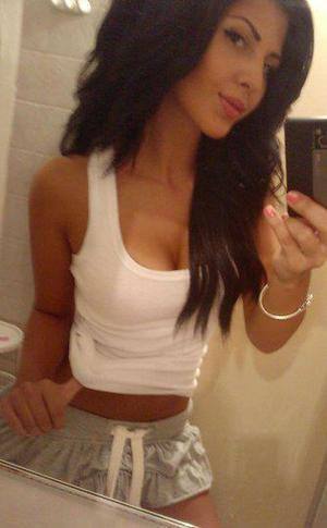 Livia (28) in Alabama | Hookup Tonight