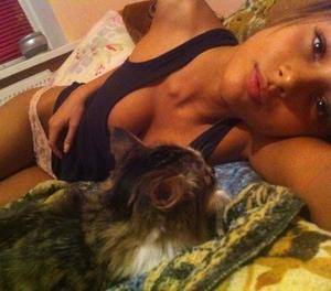 Meet Carolina (18) from Arizona | Same-Night Dating