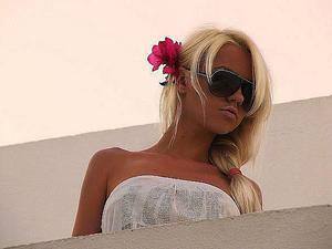 Meet Saniya (20) from Massachusetts | Same-Night Dating