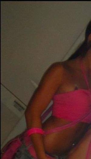 Chat with Christine (18) | Iowa Hookups Available Now