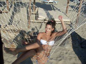 Meet Mindy (24) from Ontario | Same-Night Dating