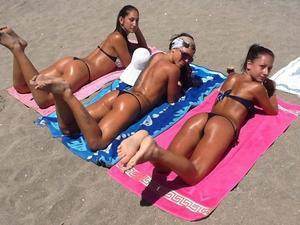 Adult dating profile photo of Elizabeth (26) in California