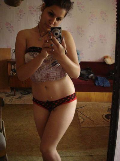 Cinderella from Rhode Island is looking for adult webcam chat