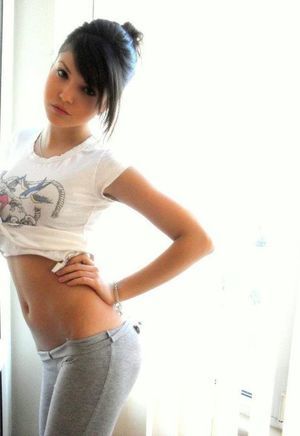 Meet local singles like Emmalee from California who want to fuck tonight