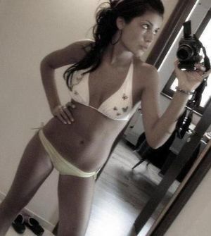 Meet local singles like Remedios from Squaw Valley, California who want to fuck tonight