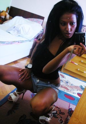 Finding a fuck buddy like Simone from Massachusetts has never been easier