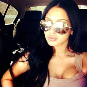 Valeria from North Carolina is looking for adult webcam chat