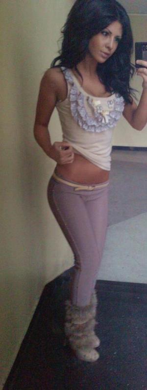 Escorts like Lyndsey are down to fuck you now!