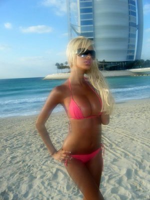 Clara is a cheater looking for a guy like you!