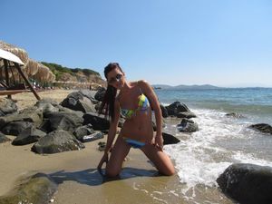 Meet local singles like Veta from  who want to fuck tonight