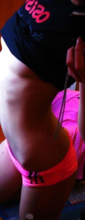 Looking for girls down to fuck? Marianna from Michigan is your girl