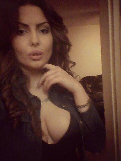 Alexia from  is looking for adult webcam chat