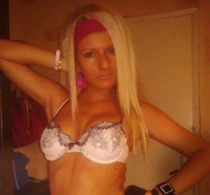 Meet local singles like Cara from Florida who want to fuck tonight