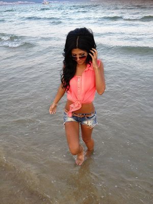 Makena from Missouri is interested in nsa sex with a nice, young man