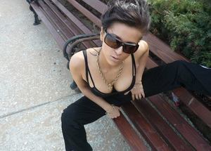 Meet local singles like Perla from New York who want to fuck tonight