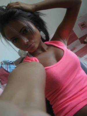 Looking for local cheaters? Take Sophie from Puerto Rico home with you