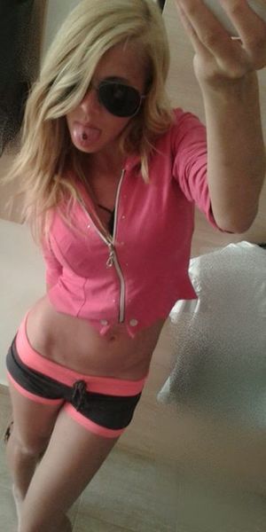 Meet local singles like Lacey from Texas who want to fuck tonight