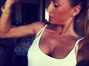 Leeann from Highmore, South Dakota is looking for adult webcam chat