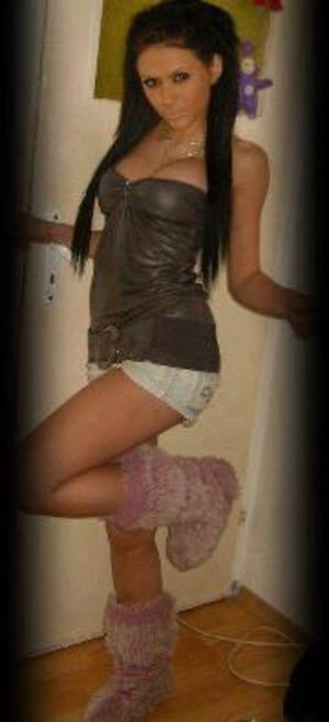 Ashanti is a cheater looking for a guy like you!