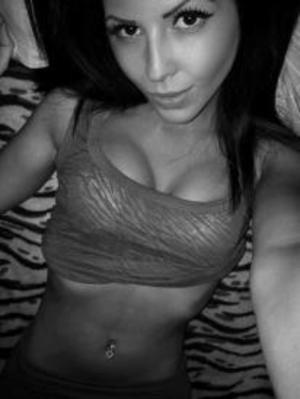 Escorts like Payton are down to fuck you now!
