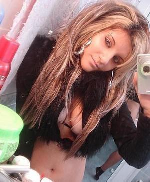 Skye is a cheater looking for a guy like you!