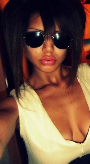 Kelsey from California is interested in nsa sex with a nice, young man