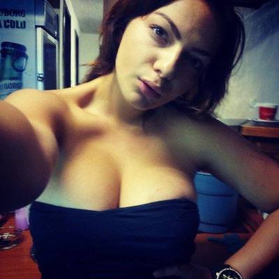 Suellen from South Dakota is looking for adult webcam chat