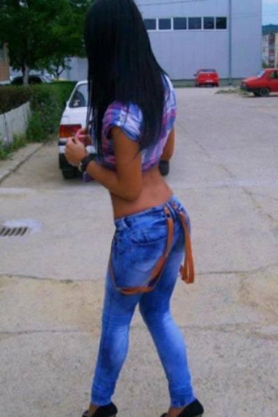 Finding a fuck buddy like Alayna from Illinois has never been easier