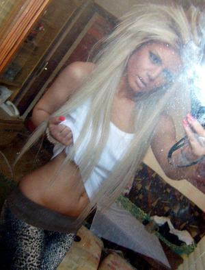Evelyn from Illinois is the best local fuck buddy you can ever find