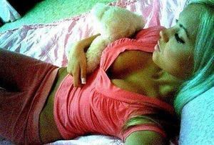 Meet local singles like Susan from Michigan who want to fuck tonight