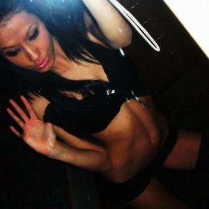 Escorts like Cierra are down to fuck you now!