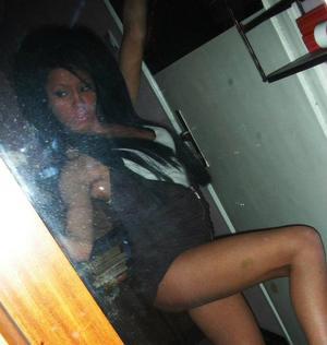 Karla from Missouri is looking for adult webcam chat