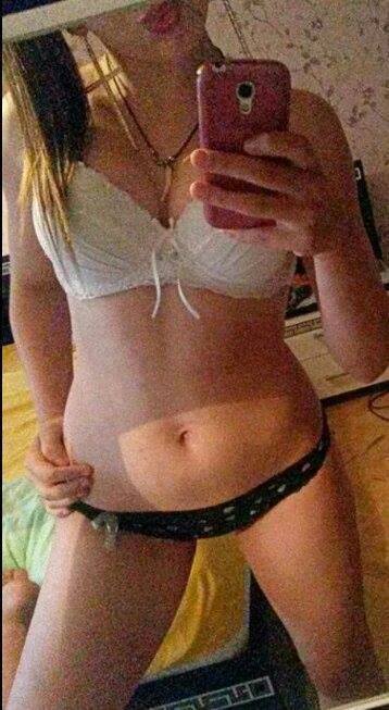 April from California is looking for adult webcam chat